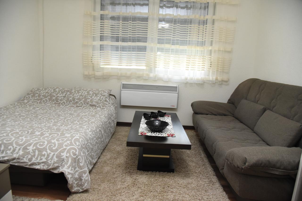 Apartmani Sofronic Loznica 1 Exterior foto